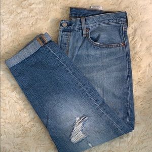 Levi’s 501 CT Distressed Tapered Jeans